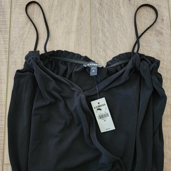 NWT | EXPRESS | Black Spaghetti Strap V-Neck Bodysuit | XS - Picture 3 of 5